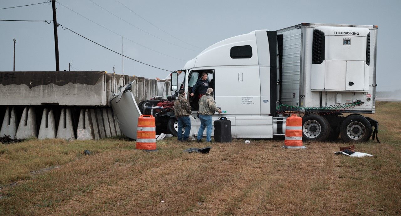 Accident on Hwy 77